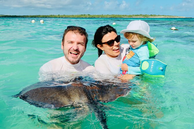 3-Hours Eye-Opening Stingray City Antigua - Transfer R/T included - Key points to know before booking
