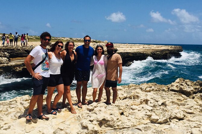 6-Hours Tour East Coast of Antigua: Stingray City, Lunch & Beach - Betty’s Hope connects beauty with hard history