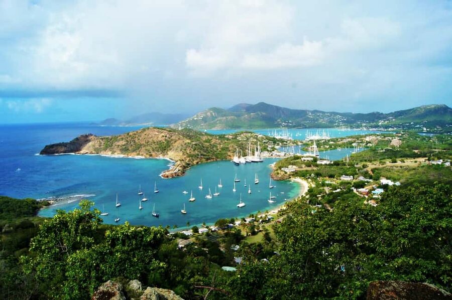 Antigua: Shirley Heights Sunset Party Transfer - Arriving above English Harbour
