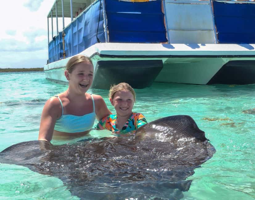 Antigua: Stingray City Experience with Round-Trip Transfer - Why Stingray City is different from a standard beach excursion