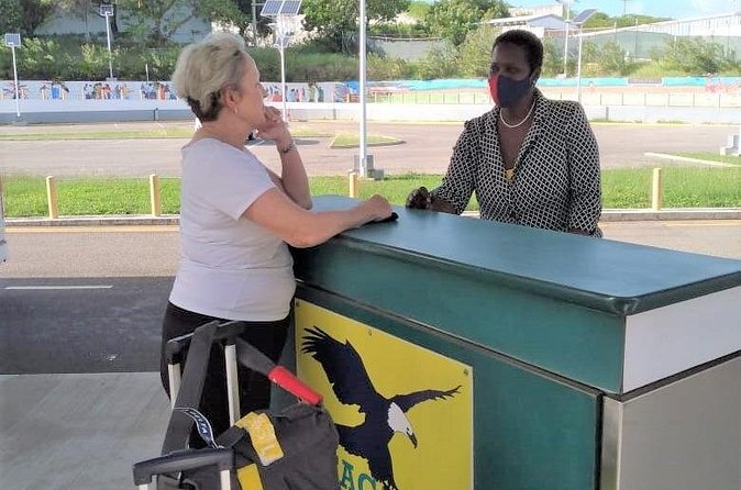 Antigua - VIP Fast Track On Arrival ONLY And Round Trip Transfer - The drivers can make or break the welcome