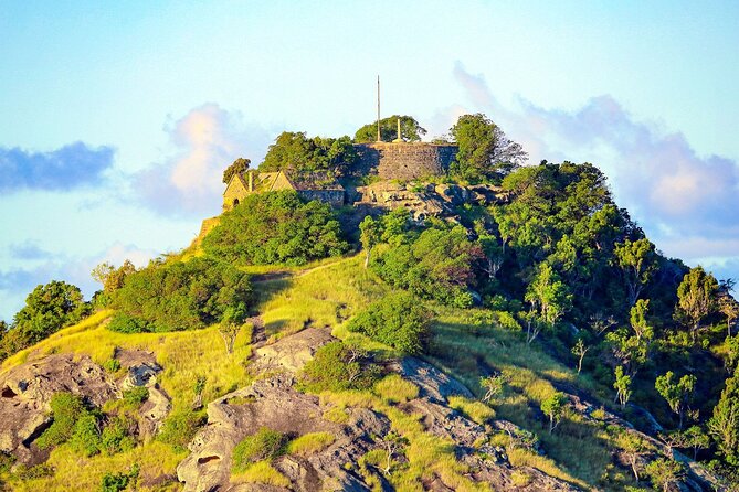 Antigua VIP Tours - Private Platinum Tour - Dow’s Hill puts Antigua’s story into context