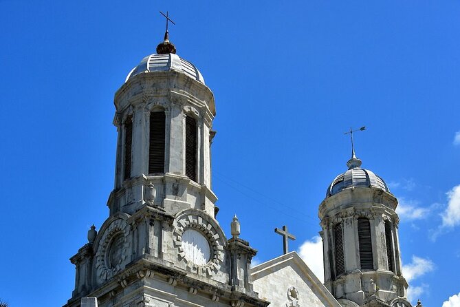 Antigua VIP Tours - Semi-Private Gold Tour - Betty’s Hope and the difficult plantation story