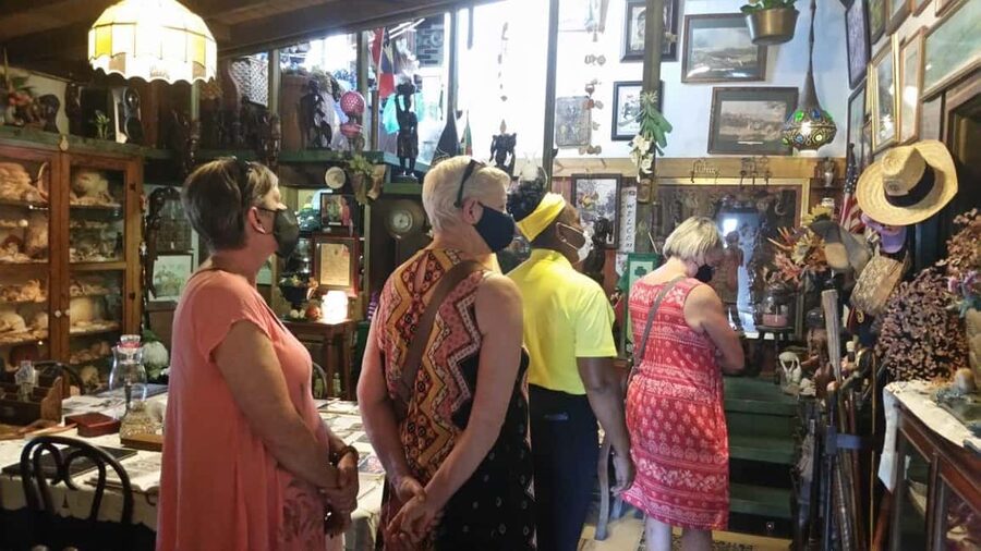 Antiguan experience home tour with local guide with lunch - Why this Antigua tour feels different