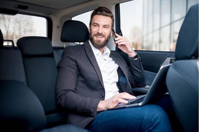Biggvee Premium Airport One Way Transfer - Who will appreciate Biggvee most?