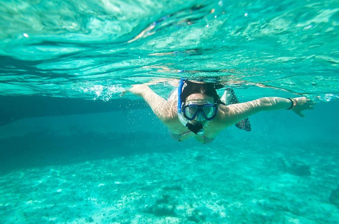 Cades Reef Snorkel Cruise from St. John's Antigua - Crew Service, Safety, and the Mood on Board