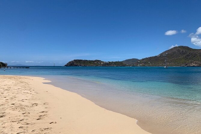 Half Day Historical Tour in Antigua with Beach - What the guide and vehicle add