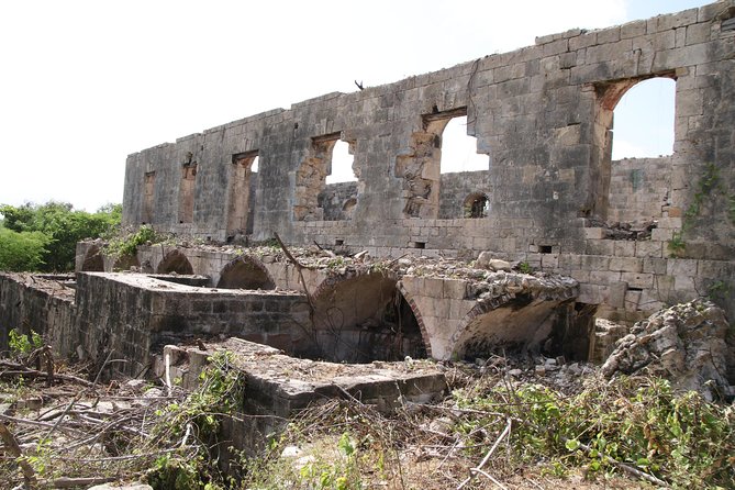 Historic Island Tour(Historic Barbuda tour also available)) - Nelson’s Dockyard: Antigua’s best-known historic stop