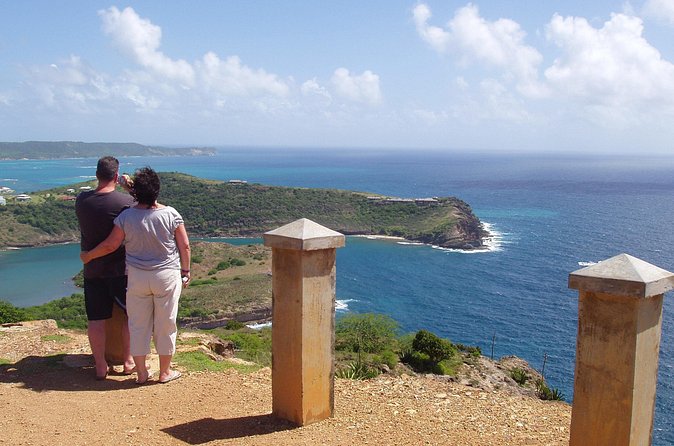 Island Safari Discovery - A plantation stop with an honest look at slavery