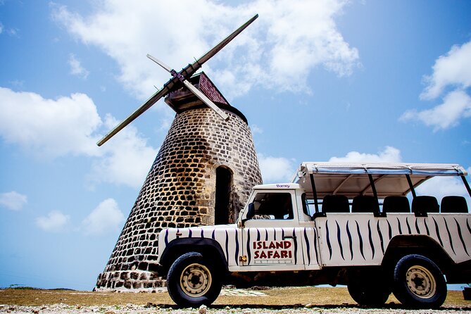 Island Safari Discovery - Local flavor, fruit, and guide personality