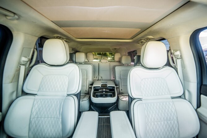 Luxury Airport transfer from or to Antigua Airport - What makes the service family-friendly