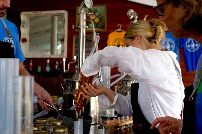 Rum Making Masterclass Galleon Beach Antigua for 1 Person - The instructors and the tone of the class