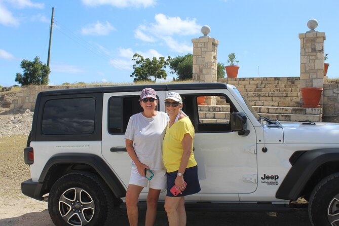 SoCoHo Luxe Private Jeep Wrangler Tour - Long Bay is an easygoing finish