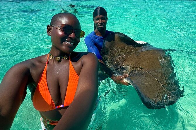 Stingray City Experience Antigua - Cruise Ship Passengers Edition - From St. John’s Port to the floating platform