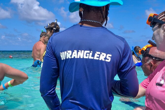 Stingray City experience, Devils Bridge and Long Bay Beach - Who should book this tour?