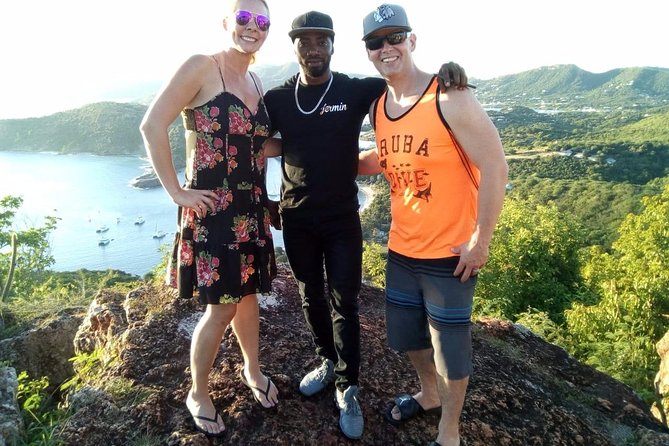 Taxi to Shirley heights lookout Sunday social package - Six hours of music, food, and sunset
