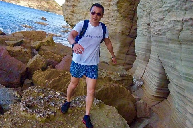 Trek Tours Hiking Experience in Antigua - Shirley Heights and the Pillars of Hercules show Antigua from two sides